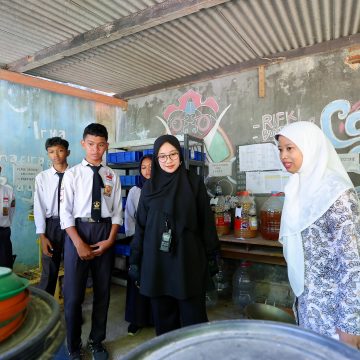 SMPN 3 Banyuwangi Sulap Sampah Jadi Produk Bernilai Ekonomi