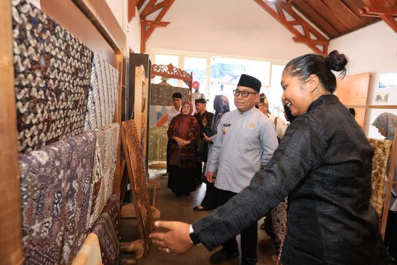 Berburu Batik Lokal, Pusat Batik Banyuwangi Hadir di Tengah Kota