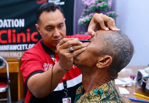 Telah Sasar 4.500 Lebih Warga, Banyuwangi Kembali Operasi Katarak Gratis Ratusan Warga