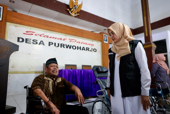 Bupati Ipuk Kembali Gelar Bunga Desa, Fokus Layanan Sosial hingga Kesehatan Warga