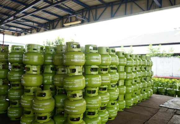 Siaga “Long Weekend” Jelang Perayaan Paskah, Pertamina Patra Niaga Tambah Lebih Dari 700 Ribu Tabung LPG 3 Kg di Jawa Timur