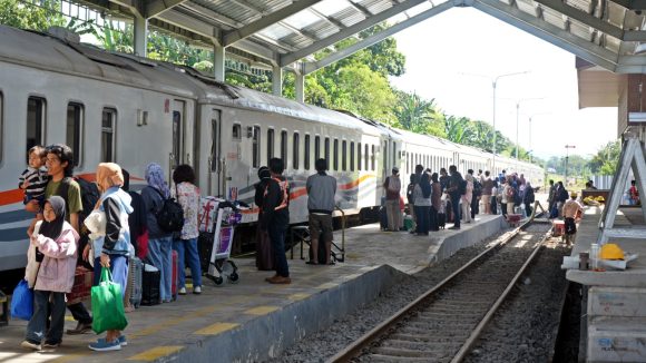 Pelayanan Penumpang di Banyuwangi dan Jember Dominasi Pergerakan KA di Wilayah Daop 9 Jember pada Triwulan I 2026