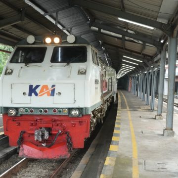Menjalin Kedekatan Lewat Kenyamanan: Kisah Baru KA Logawa dengan Rangkaian Eksekutif