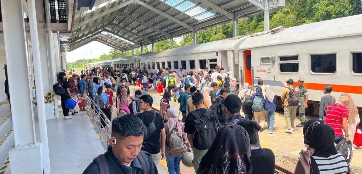 Operasional KA Daop 9 Jember Tetap Normal, KAI Pastikan Layanan Aman dan Lancar