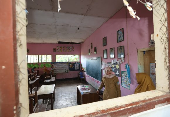 1000839908 Di Tengah Efisiensi Anggaran, Banyuwangi Libatkan Banyak Pihak Perbaiki 134 Sekolah