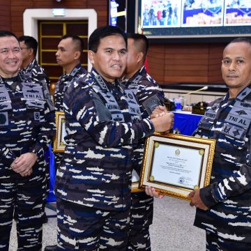 IMG-20260505-WA0015 Lanal Banyuwangi Terima Penghargaan KASAL Dalam Penegakan Hukum di Wilayah Kerja