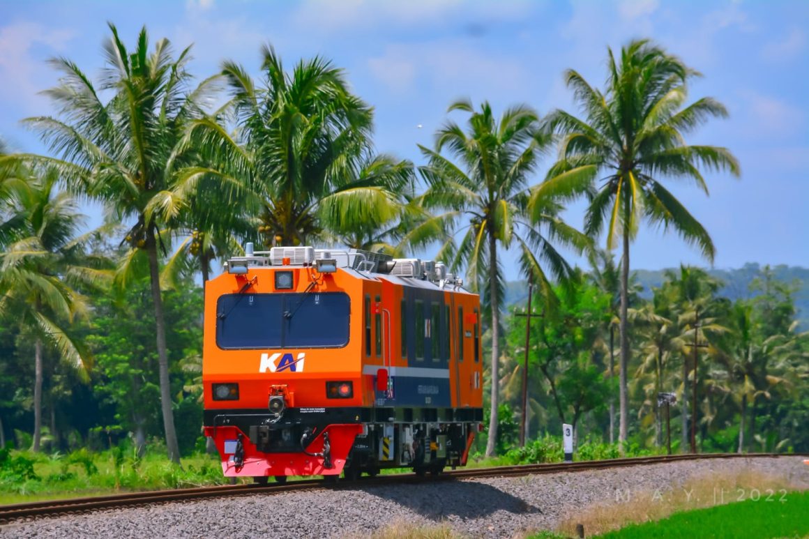 Jamin Keselamatan Perjalanan, KAI Daop 9 Jember Intensifkan Pemeriksaan Jalur Menggunakan Kereta Ukur Canggih