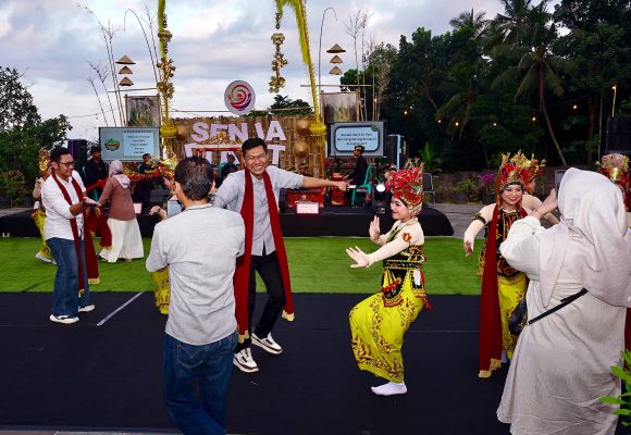 1000882725 Manjakan Wisatawan, Senja AWT Banyuwangi Hadirkan Berbagai Hiburan Menarik