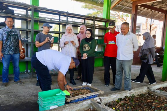 1000885702 Warga Kelurahan Bakungan Banyuwangi Miliki Pengelolaan Sampah Ramah Lingkungan