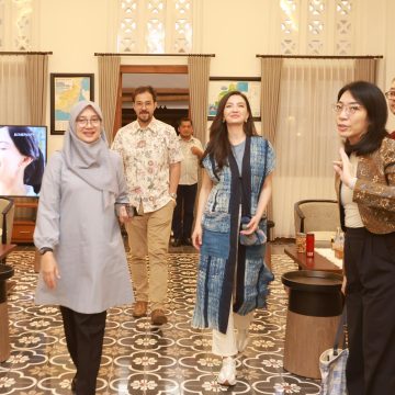 1000894307 Terpesona dengan Keelokan Alamnya, Raline Shah Ajak Keluarga Jelajahi Banyuwangi