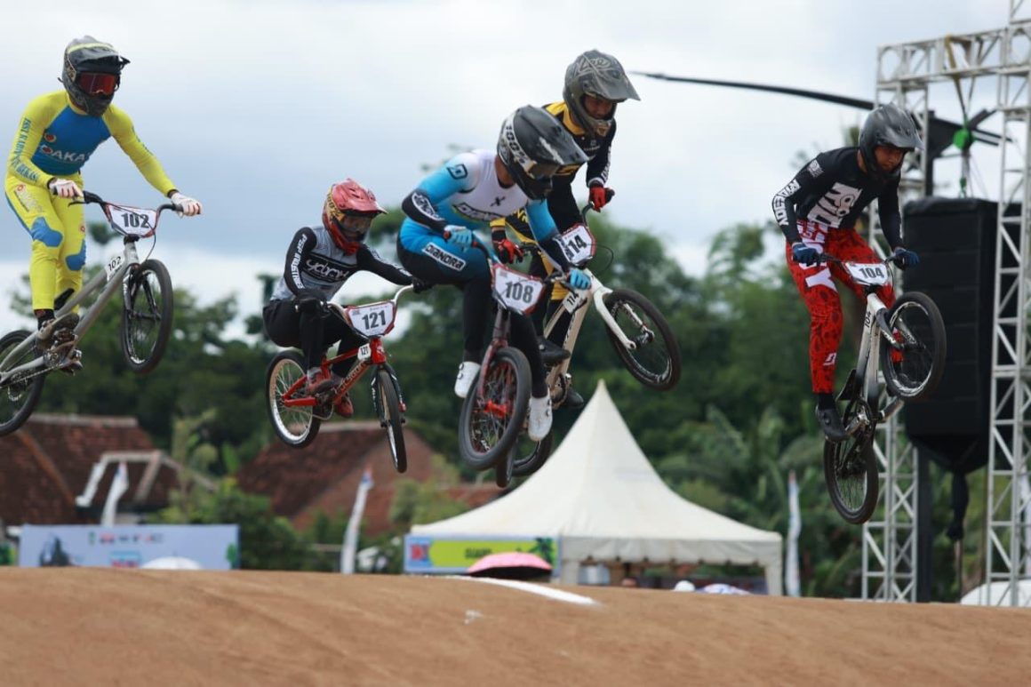 1000905805 Digelar 27-28 Juni, Pembalap dari Berbagai Negara Siap Ikuti Banyuwangi BMX Supercross