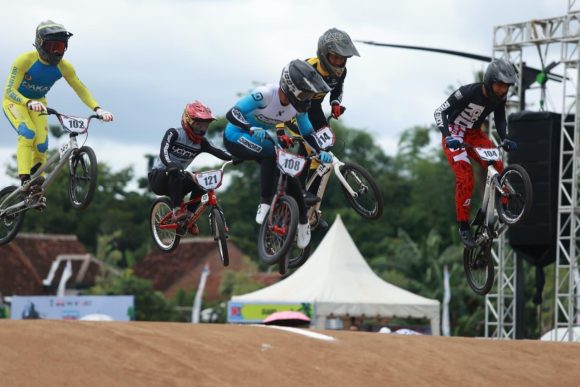 1000905805 Digelar 27-28 Juni, Pembalap dari Berbagai Negara Siap Ikuti Banyuwangi BMX Supercross