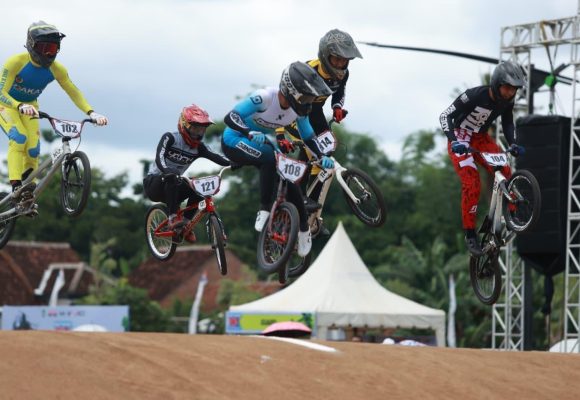 1000905805 Digelar 27-28 Juni, Pembalap dari Berbagai Negara Siap Ikuti Banyuwangi BMX Supercross