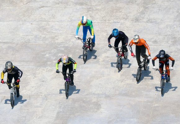 1000913316 Perhelatan BMX Supercross Geliatkan Ekonomi Warga Lokal