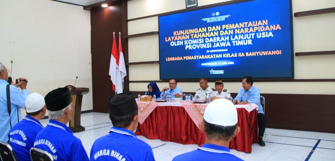 Dengarkan Langsung Testimoni Warga Binaan, Komda Lansia Jatim Puji Pelayanan Lansia di Lapas Banyuwangi