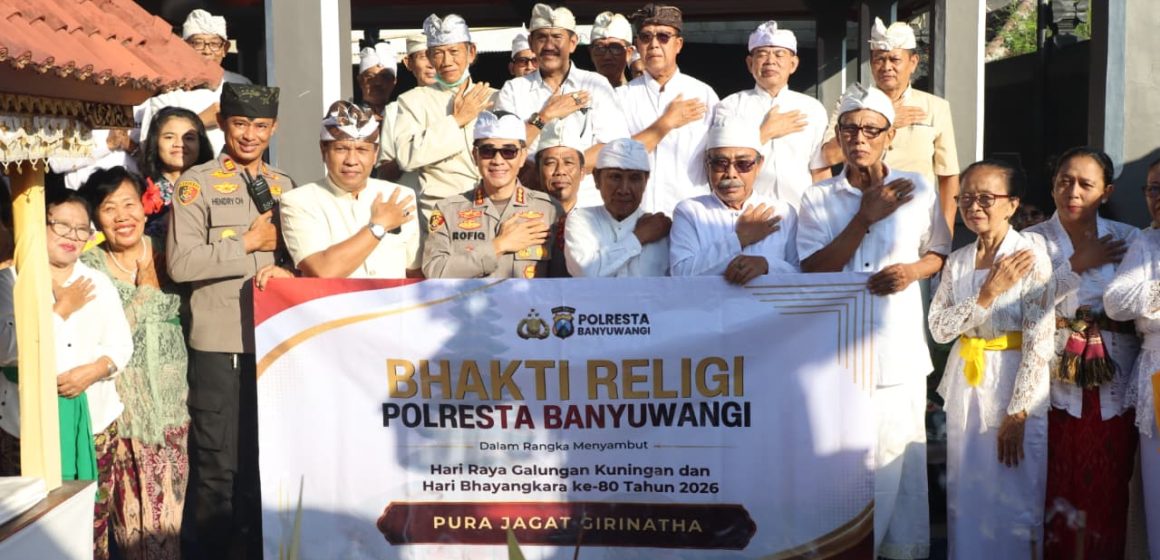Hari Raya Galungan dan Kuningan, Kapolresta Banyuwangi Bersama Umat Hindu Rajut Kerukunan