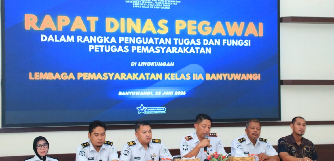 Tegakkan Aturan Tanpa Kompromi, Kalapas Banyuwangi Beri Arahan kepada Pegawai Demi Stabilitas Keamanan Lapas