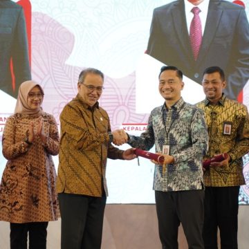 IMG-20260629-WA0002 Pengukuhan Kepala OJK Jember, Perkuat Sinergi Pengembangan Sektor Jasa Keuangan di Daerah
