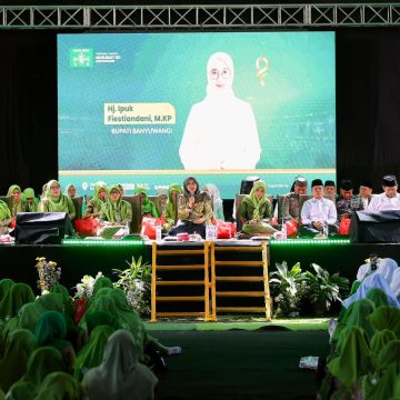 Bupati Ipuk Apresiasi Dakwah Kemanusian yang Dicanangkan Aisiyah