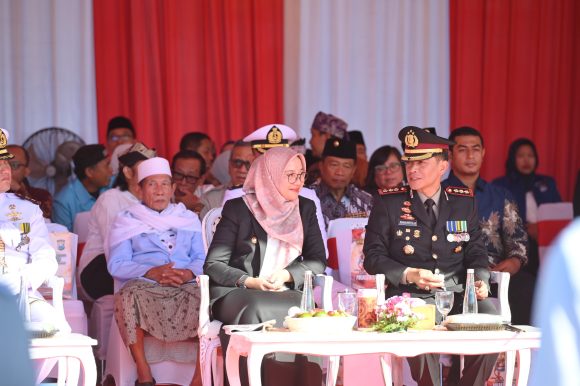 Bupati Ipuk Minta Warga Banyuwangi Waspada Travel Umrah Fiktif, Pastikan Biro Berizin Resmi