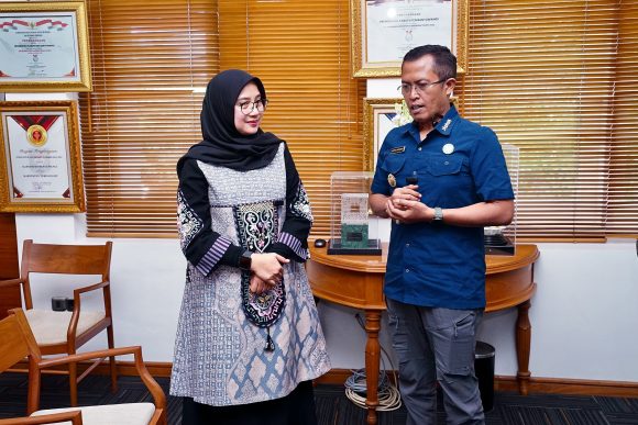 IMG-20260702-WA0009 Bupati Banyuwangi dan BNNK Luncurkan Inovasi Greeting–Closing P4GN pada Seluruh Layanan Publik