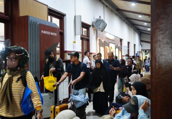 IMG-20260710-WA0006 Libur Sekolah dan Awal Tahun Ajaran Baru, KAI Daop 9 Jember Catat Tingginya Mobilitas Penumpang