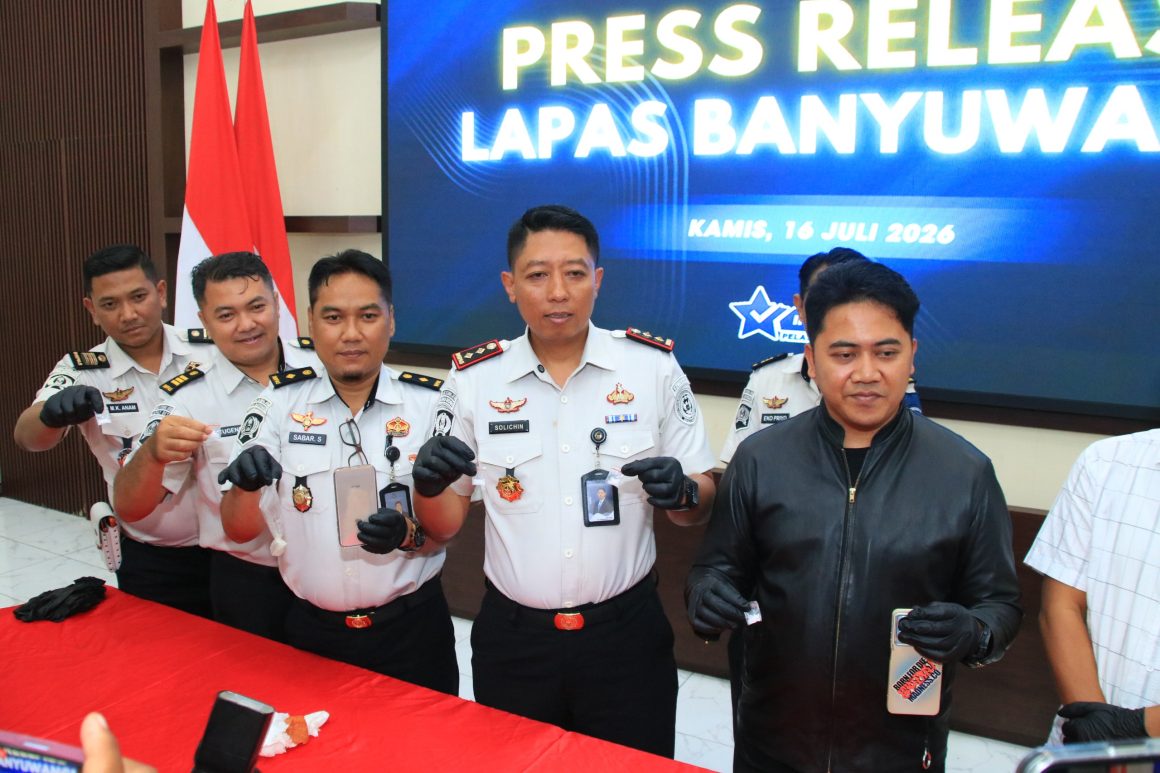Sembunyikan Sabu didalam Alat Vitalnya, Pembesuk Lapas Banyuwangi Dibekuk Petugas