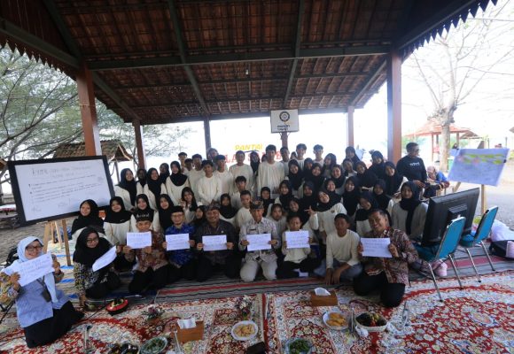 WhatsApp Image 2026-07-23 at 18_49_16 Gen Z dan Gen Alpha Banyuwangi Titip Aspirasi ke Pemkab: Dari Green Ranger hingga Edukasi Sampah untuk PKK