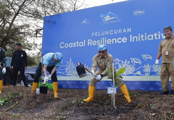 Banyuwangi Luncurkan Coastal Resilience Initiatives, Program Kolaborasi Restorasi Pesisir Berkelanjutan