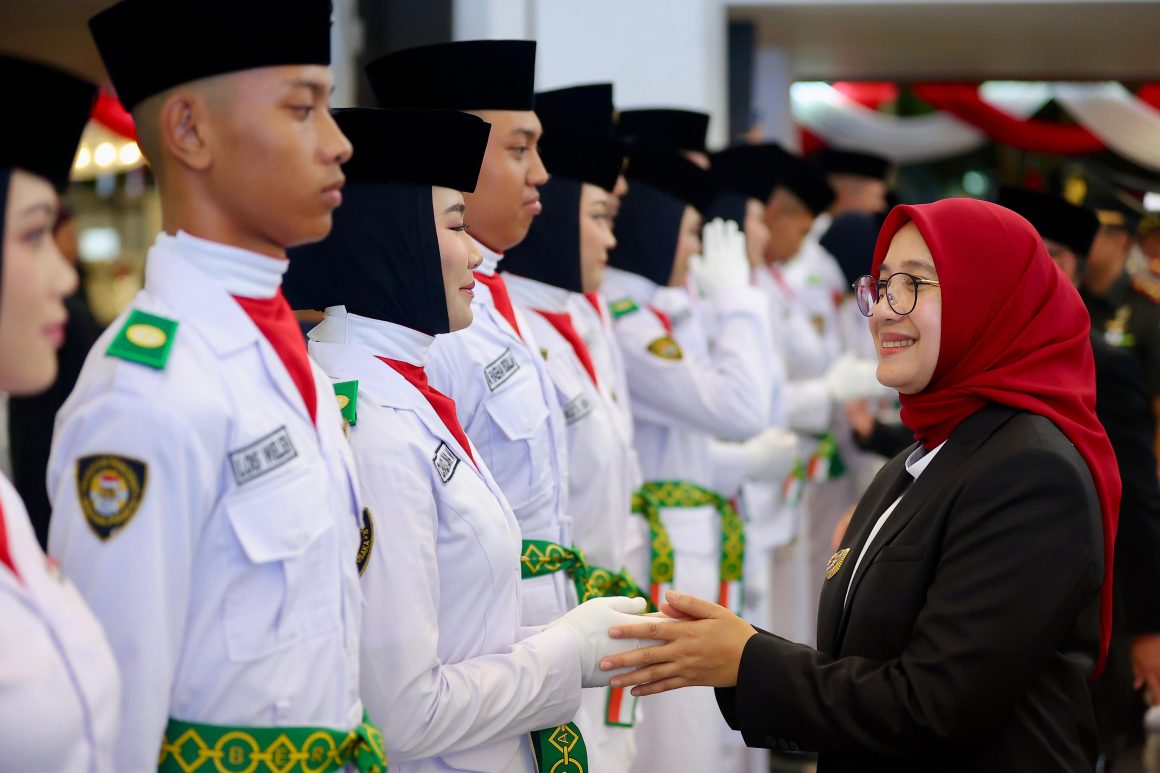 1001009061 Paskibraka Kabupaten Banyuwangi Resmi Dikukuhkan