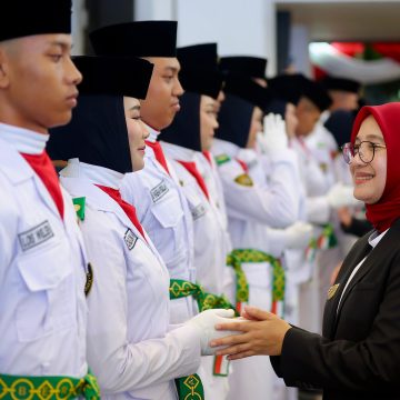 1001009061 Paskibraka Kabupaten Banyuwangi Resmi Dikukuhkan