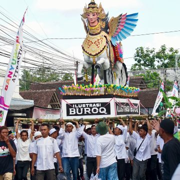 1001028445 Endog-Endogan Desa Kembiritan Banyuwangi, Tradisi Maulud Nabi yang Terus Dirawat Warga