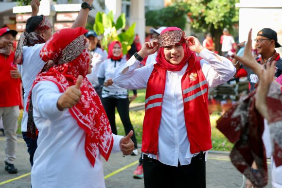 1001037877 Serunya Akhir Pekan Agustus di CFD A Yani di Banyuwangi