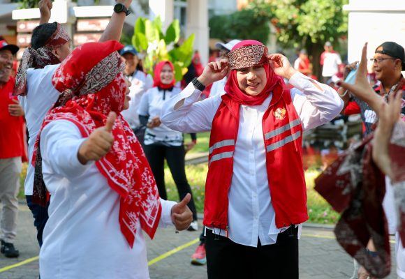 1001037877 Serunya Akhir Pekan Agustus di CFD A Yani di Banyuwangi