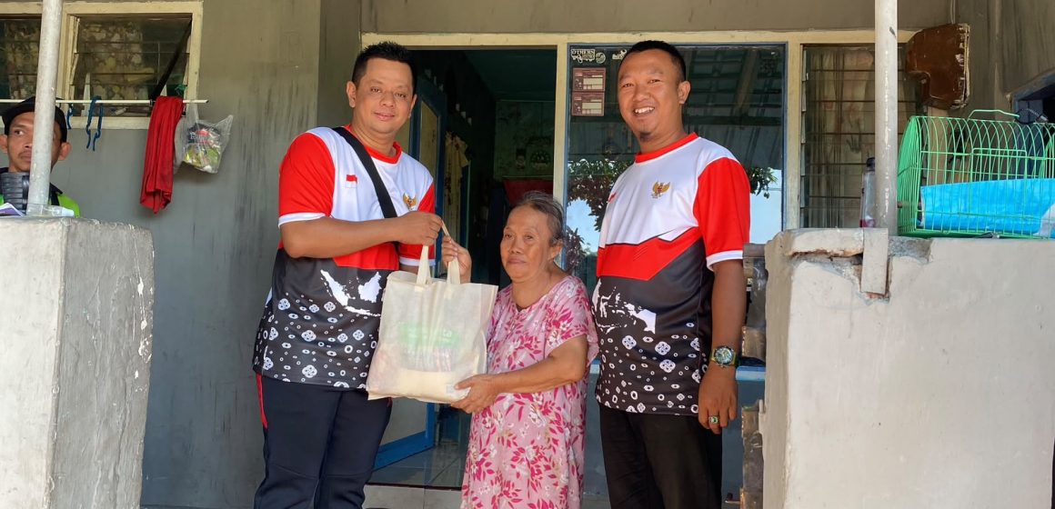 IMG-20260810-WA0005 Sambut HUT RI ke-81, Lapas Banyuwangi Salurkan Paket Sembako untuk Warga Sekitar