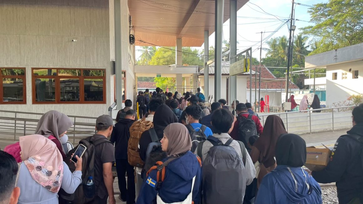 IMG-20260816-WA0007 Penumpang Saat Libur Kemerdekaan ke-81 RI Cukup Padat, KAI Daop 9 Jember Layani 61.578 Pelanggan