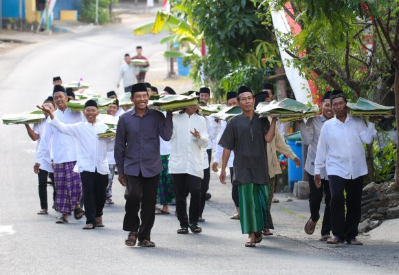 IMG-20260825-WA0010 Peringatan Maulid Nabi di Banyuwangi, dan Hangatnya Berbagi Lewat Tradisi Ancakan