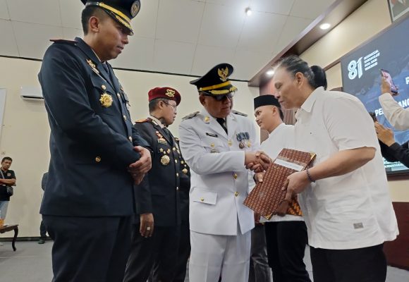 IMG20260817121239 452 Warga Binaan Lapas Banyuwangi Terima Remisi Peringatan HUT ke-81 RI, 2 Diantaranya Langsung Bebas