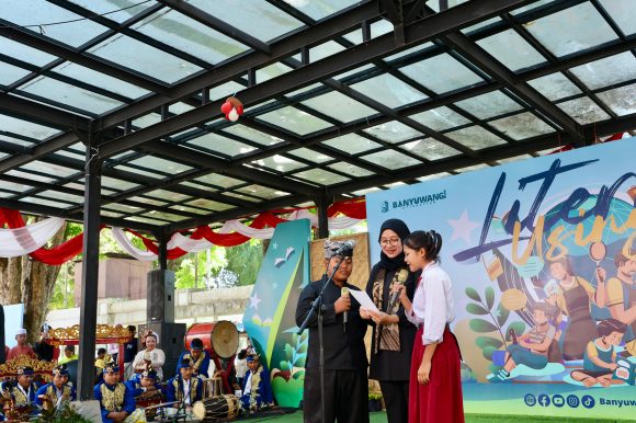 1001048210 Lestarikan Bahasa Daerah, Banyuwangi Kembali Gelar “Festival Literasi Osing”