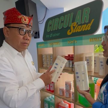 1001050891 Kurangi Sampah dari Sumbernya, Banyuwangi Kembangkan Ekosistem Produk Guna Ulang
