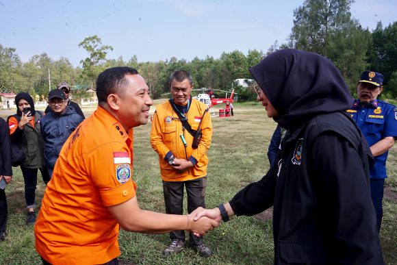 1001053563 Karhutla Kawah Ijen Mulai Mereda, Tim Gabungan Pastikan Tak Ada Potensi Api Lagi