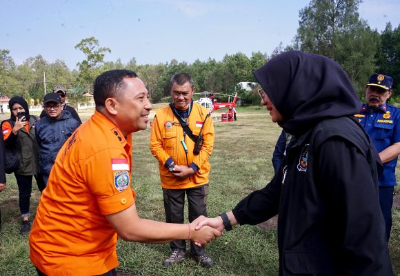 1001053563 Karhutla Kawah Ijen Mulai Mereda, Tim Gabungan Pastikan Tak Ada Potensi Api Lagi