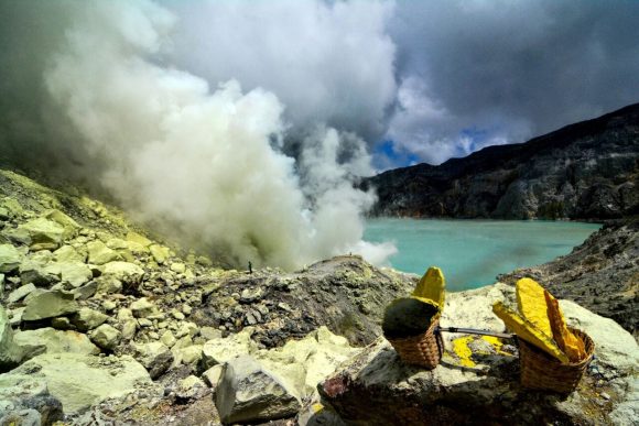 1001086514 TWA Kawah Ijen Dibuka Kembali Mulai 28 September 2026