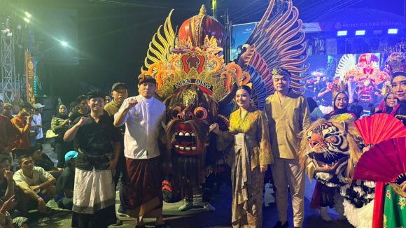 Tampil di Brebes Culture Festival 2026, Barong Kumbo Banyuwangi Sukses Curi Perhatian Nasional
