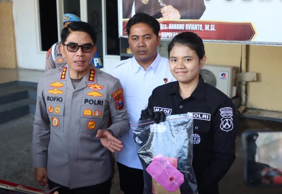 IMG-20260902-WA0008 Ganja Ditemukan di Kamar Penginapan G-Land, WN Rusia Jadi Tersangka