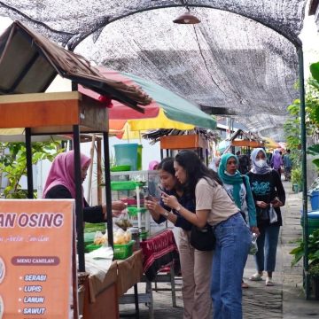 IMG-20260903-WA0020 Mengenal Snackpacking, Tren Berwisata Sambil Jelajah Pasar Tradisional di Banyuwangi yang Kian Digandrungi
