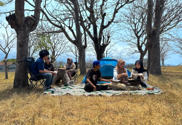 IMG-20260910-WA0010 Banyuwangi Kini Punya Spot Sunrise Hingga Nge-Grill Seru, Savana Beach Pakem Jadi Spot Camping Hits di Tengah Kota