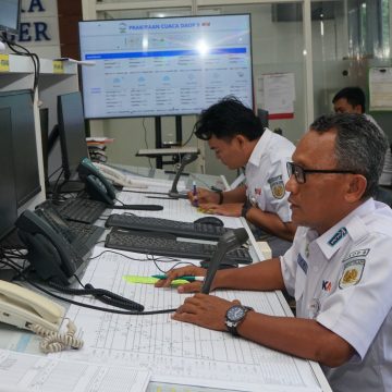 Satu Menit Sangat Berarti, Begini Cara KAI Daop 9 Jember Menjaga Ketepatan Waktu Perjalanan KA