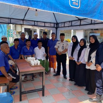 Tingkatkan Pelayanan Kesehatan Kelompok Rentan, Lapas Kelas IIA Banyuwangi Bagikan Makanan Tambahan Bagi Warga Binaan Lansia