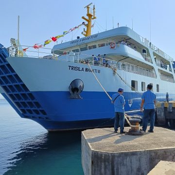 KMP Trisila Bhakti III, Kapal Feri Buatan China Berkapasitas 2.400 GRT Resmi Beroperasi Perdana di Ketapang-Gilimanuk